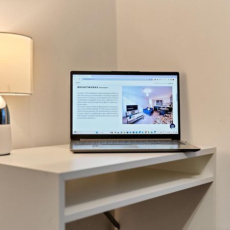 Stylish 2 Bed Apartment Near Central 런던 외부 사진