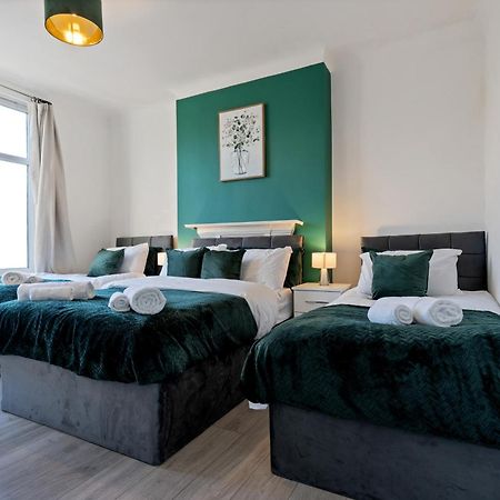 Stylish 2 Bed Apartment Near Central 런던 외부 사진