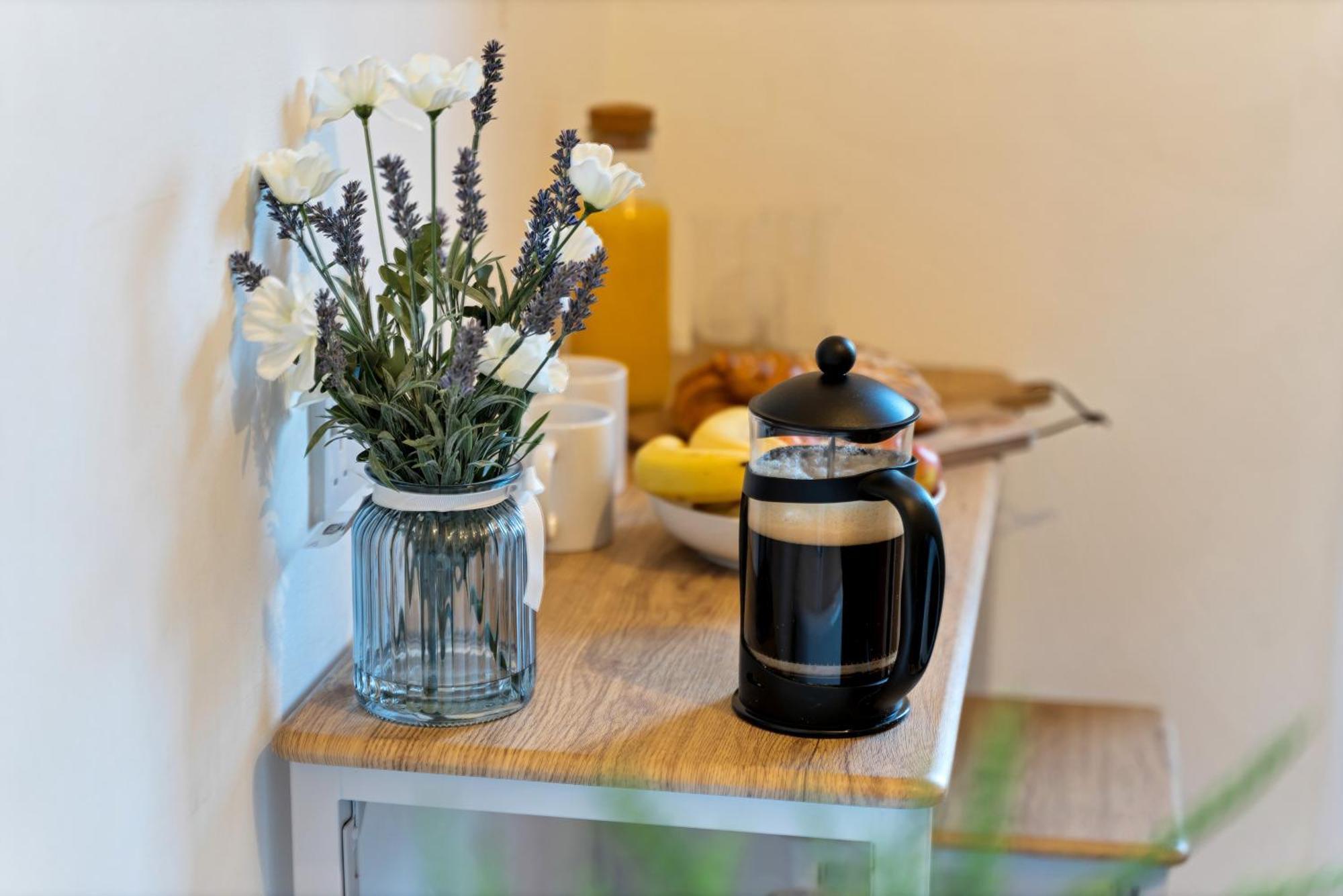 Stylish 2 Bed Apartment Near Central 런던 외부 사진