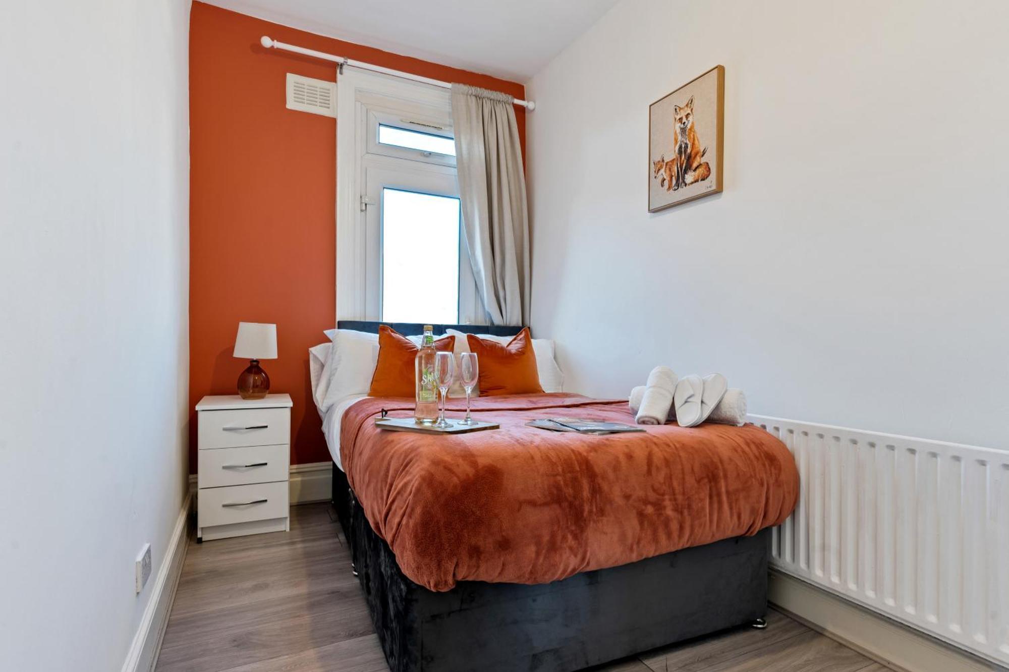Stylish 2 Bed Apartment Near Central 런던 외부 사진